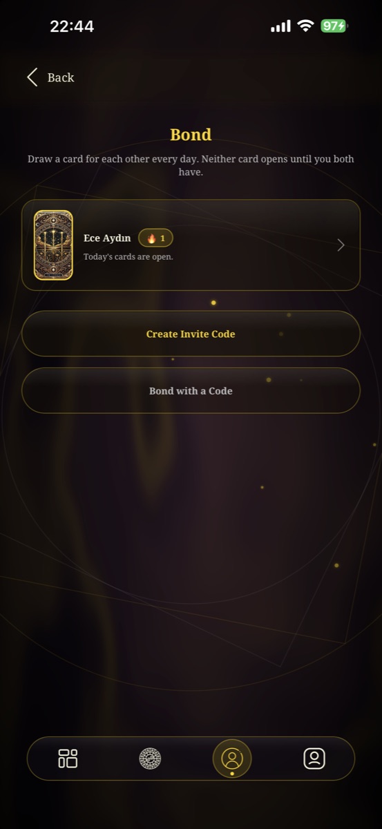 The Bonds screen: a bonded friend with a shared streak, plus buttons to create or enter an invite code